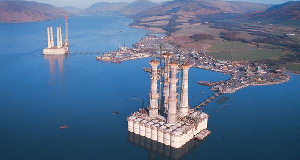 North Sea Oil Platforms at Ardyne Point