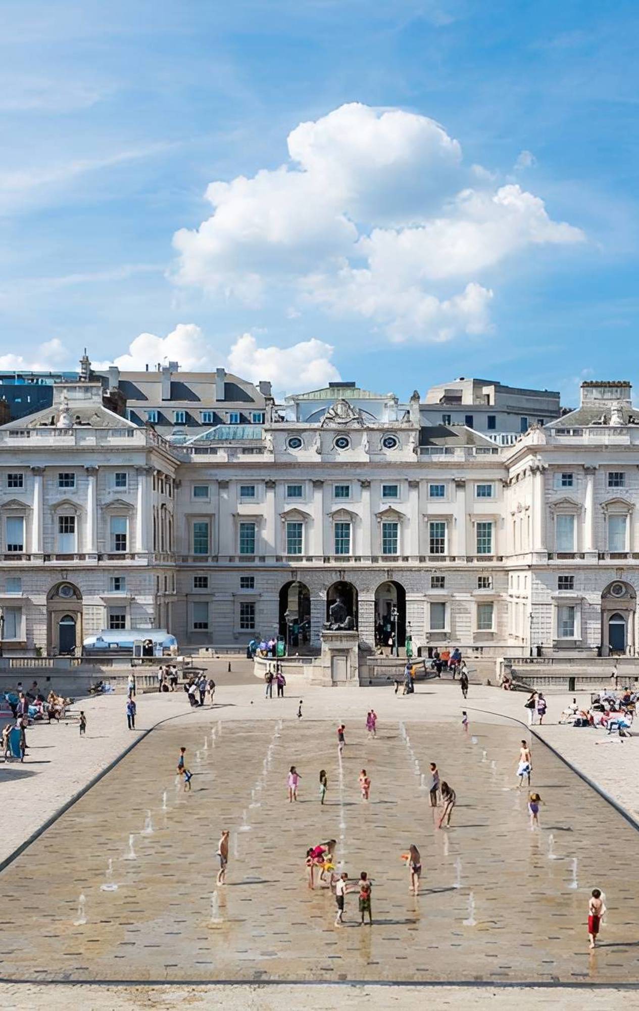 Courtauld Gallery room view blue walls 