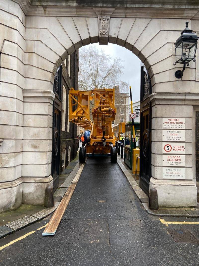 Crane delivery through Tudor Street gate