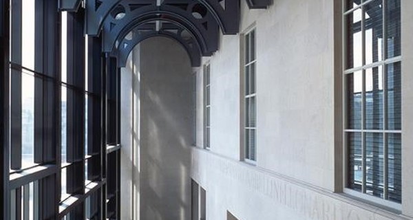 Old Stairacse In Venturi Scott Brown's Sainsbury Wing Prior To The Selldorf Architects Alterations 