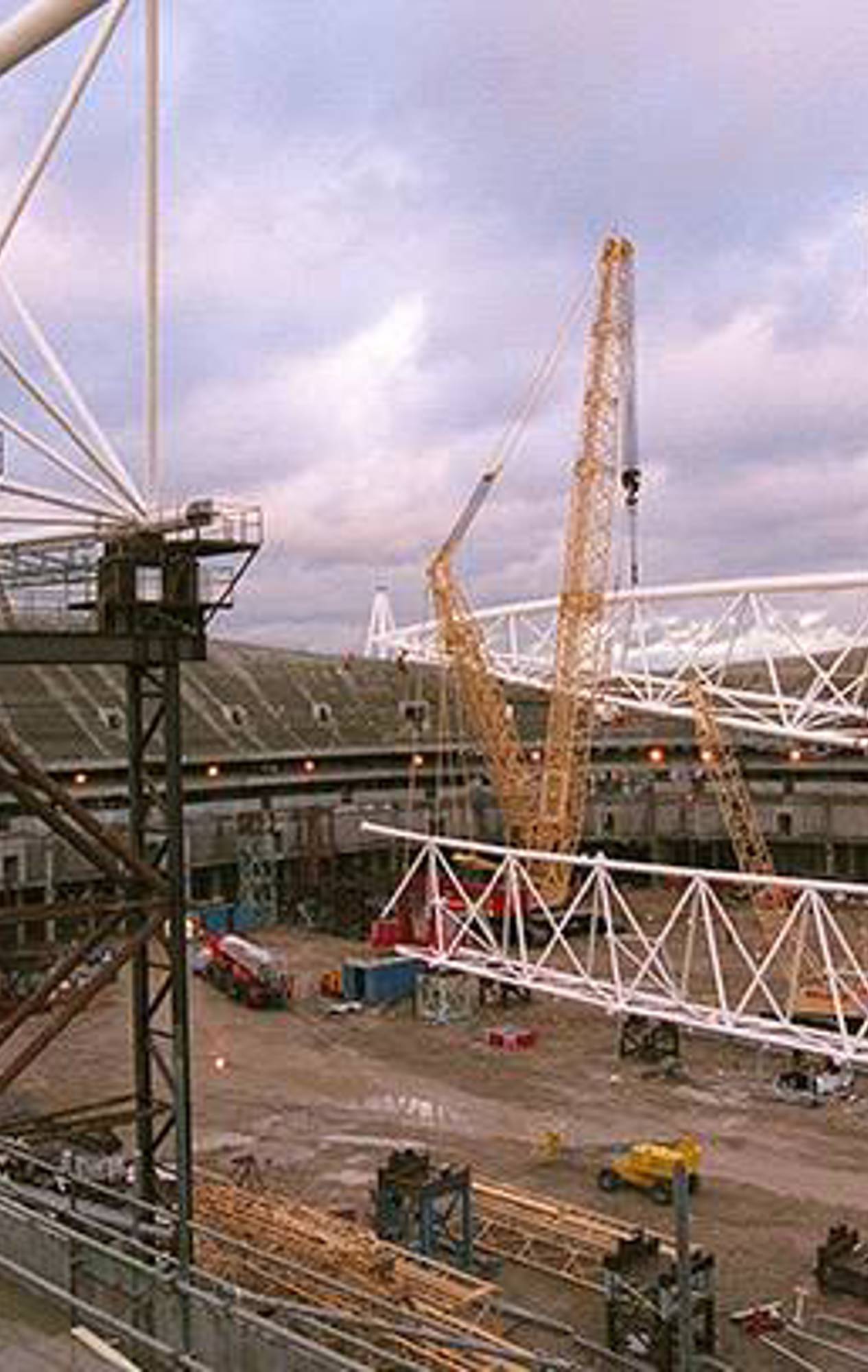 View of the construction of the  Emirates Stadium