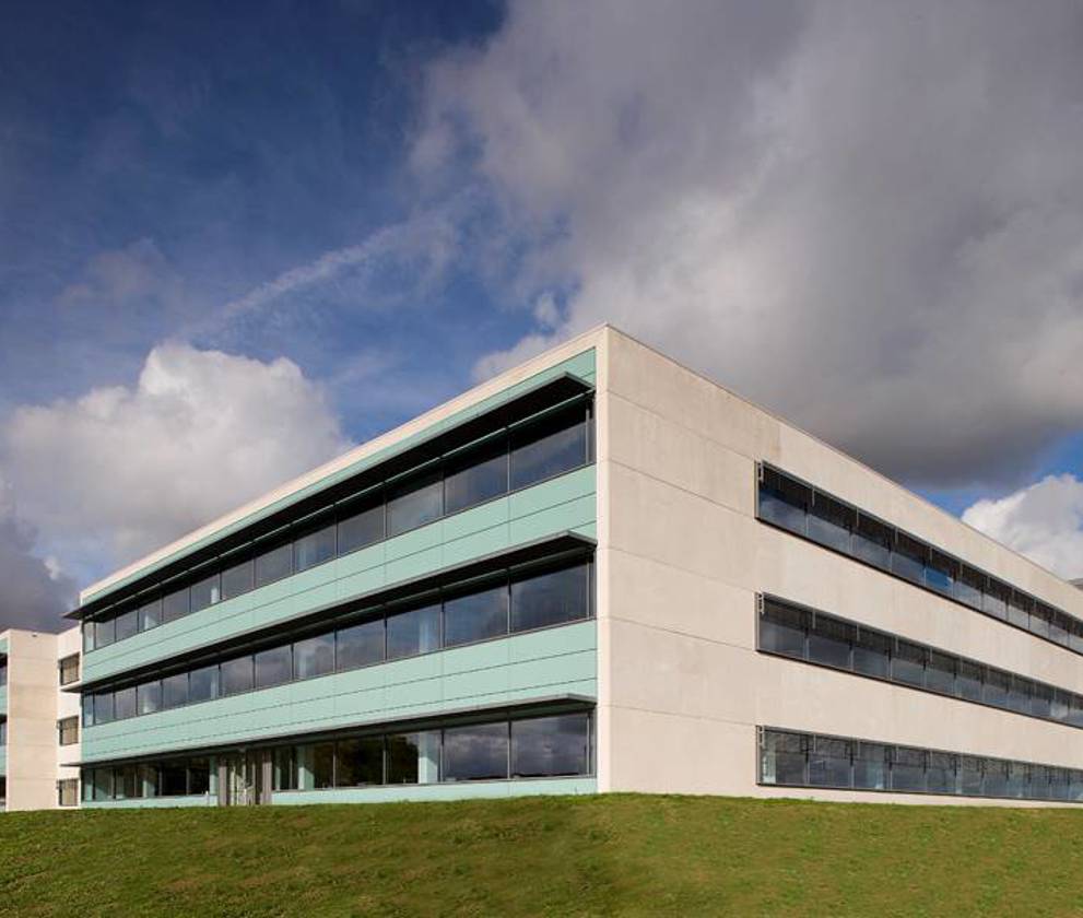 Inspire, Salisbury side elevation