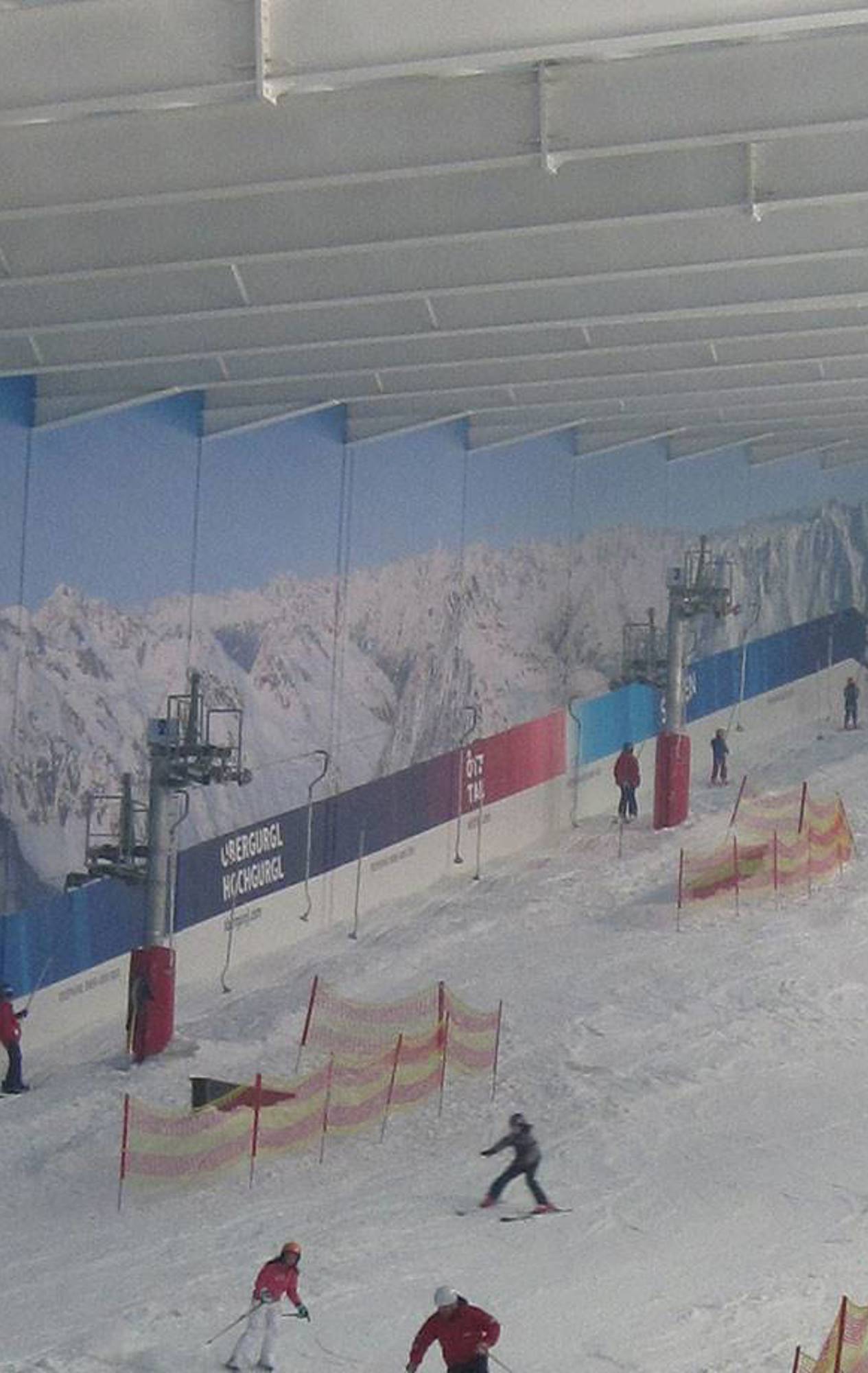 Exterior view of  Snow Centre in Hemel Hempstead